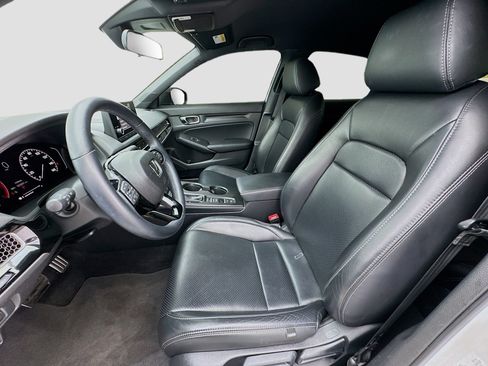 Used 2025 Honda Civic Sport image 13