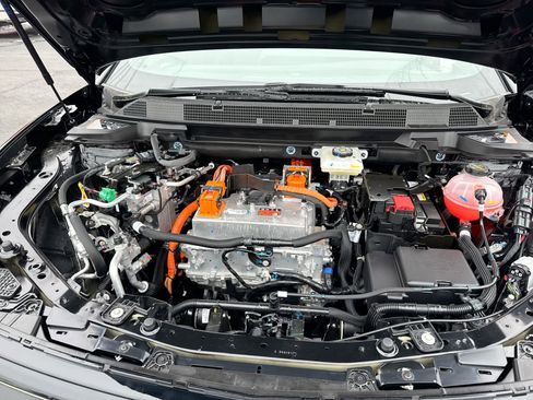 New 2026 Chevrolet Equinox EV LT w/ LPO, All-Weather Mat Package AWD/4WD image 60