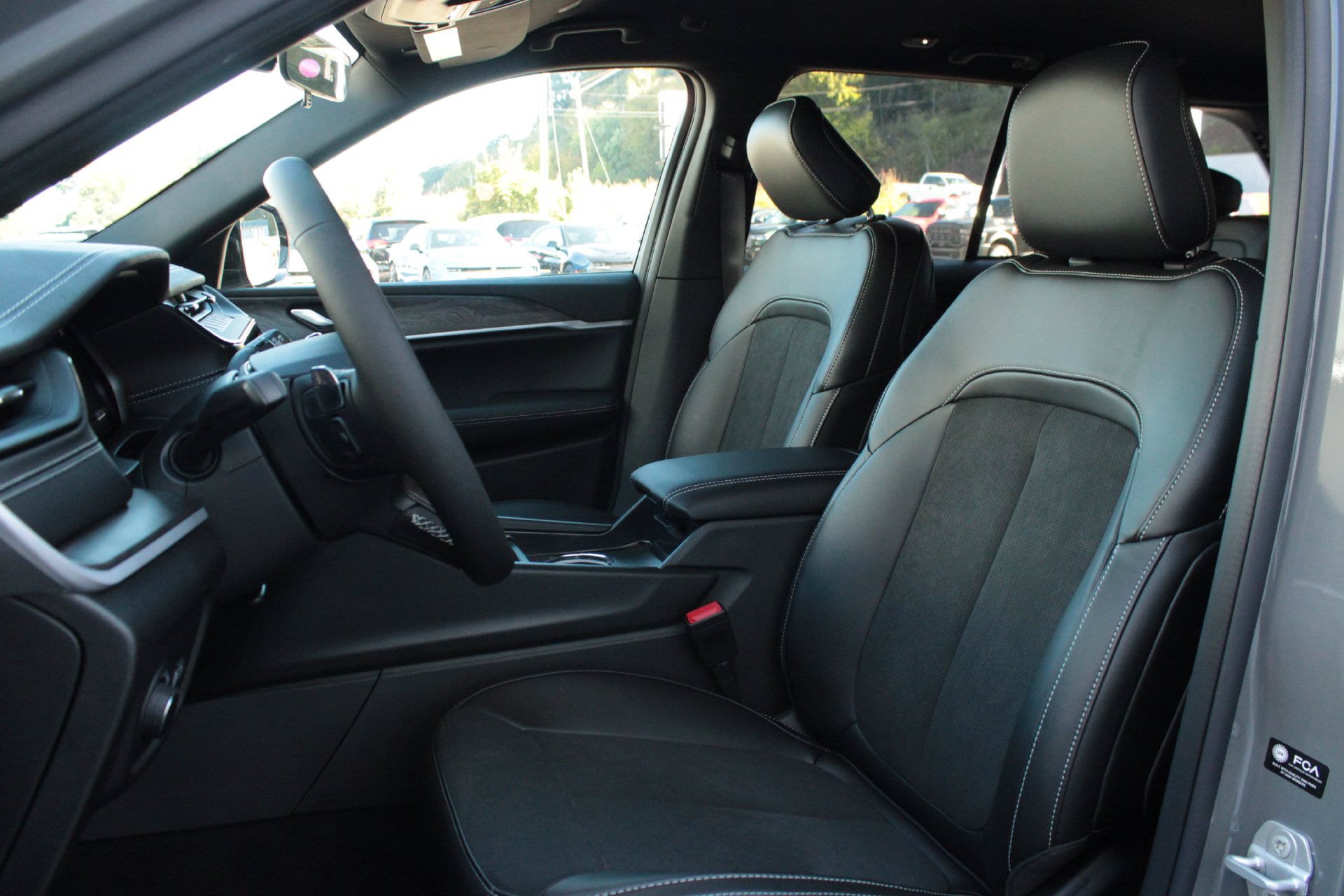 New 2027 Jeep Grand Cherokee 4WD image 16