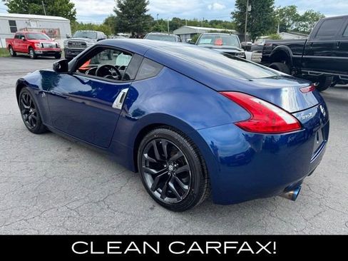 Used 2016 Nissan 370Z Coupe RWD image 4