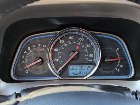 Used 2013 Toyota RAV4 Limited AWD/4WD image 11
