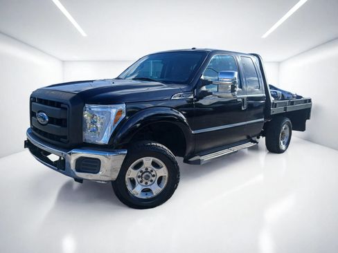 Used 2015 Ford F250 XLT w/ XLT Interior Package AWD/4WD image 1
