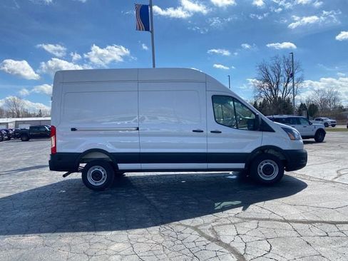 New 2026 Ford Transit 250 148 High Roof RWD image 7