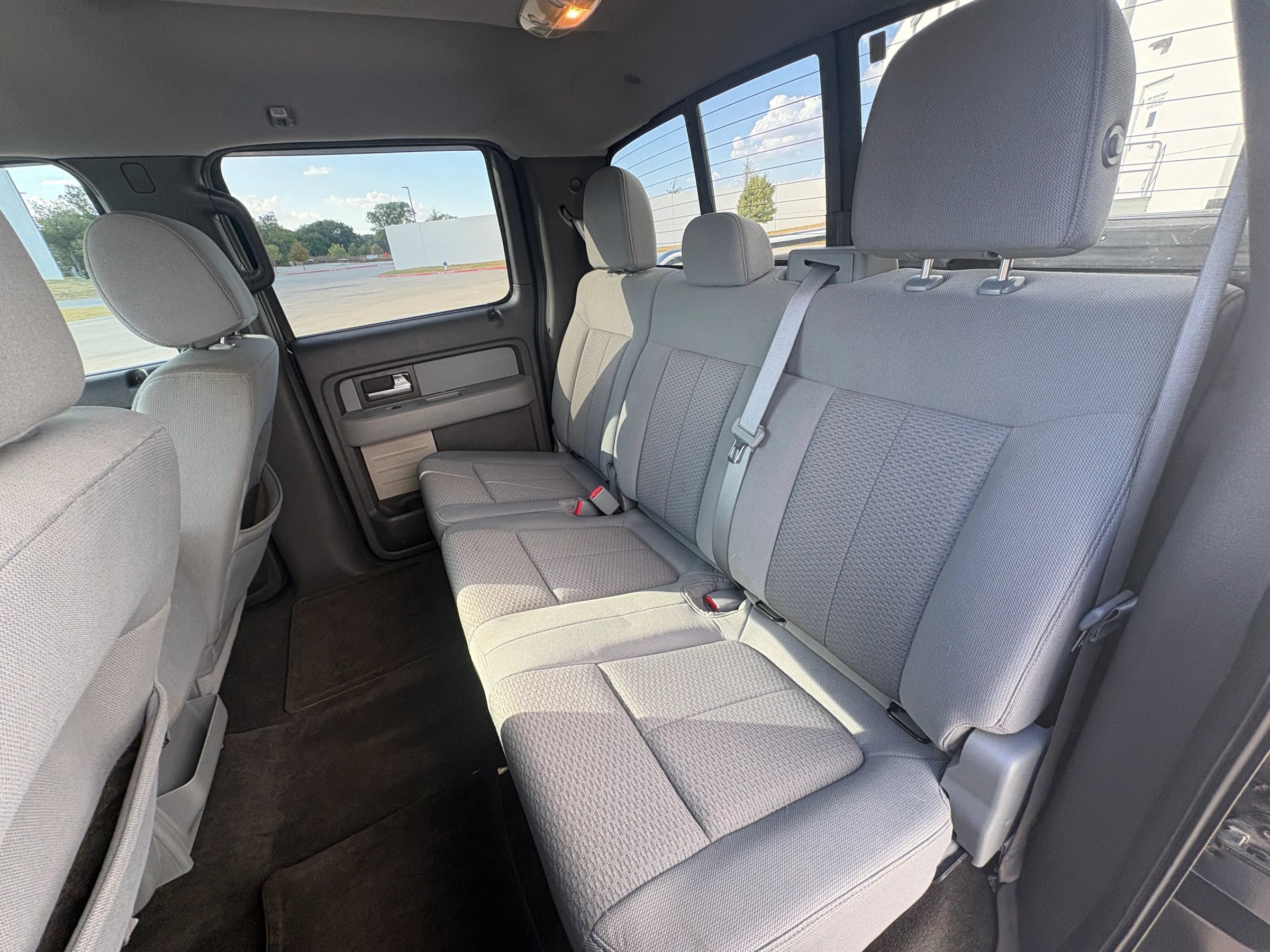 Used 2013 Ford F150 XLT w/ Luxury Equipment Group RWD image 22