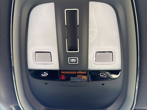 Used 2024 Volvo XC90 T8 Ultimate w/ Protection Package Premier image 53