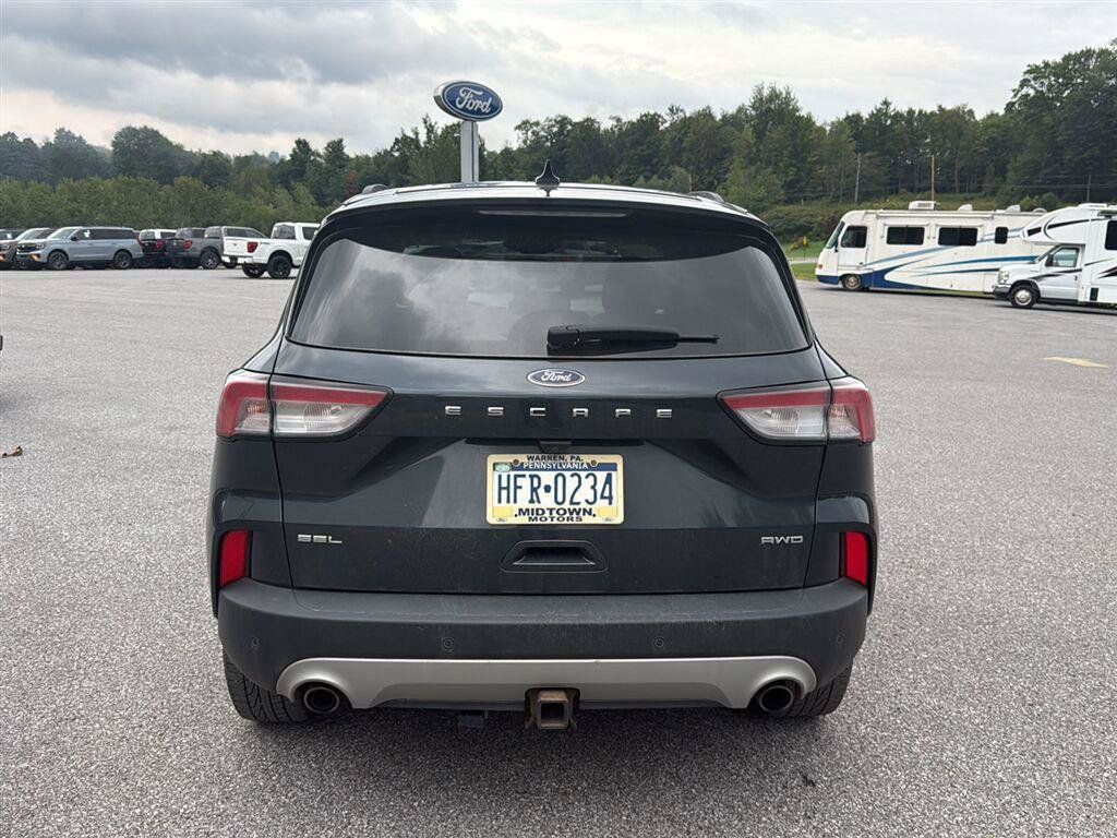 Certified 2022 Ford Escape SEL w/ Class II Trailer Tow Package AWD/4WD image 6