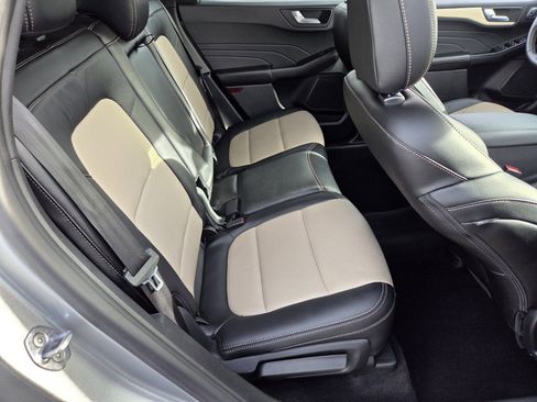 Certified 2022 Ford Escape Titanium w/ Titanium Elite Package image 14