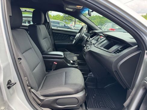 Used 2017 Ford Taurus Police Interceptor AWD image 14