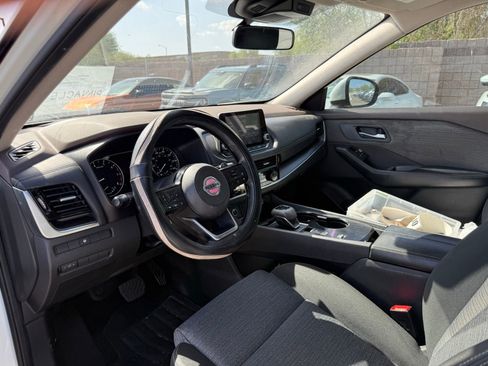 Used 2021 Nissan Rogue SV FWD image 13