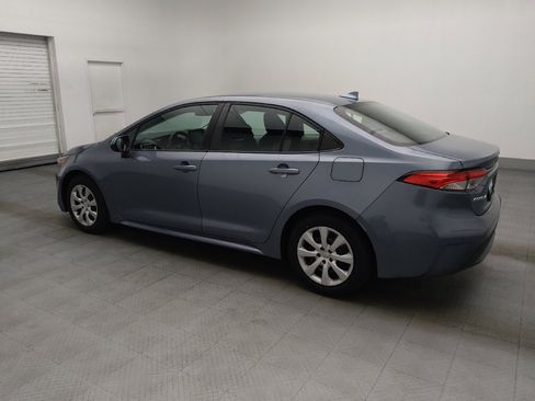 Used 2020 Toyota Corolla LE FWD image 3