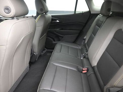 New 2026 Chevrolet Trax ACTIV w/ Driver Confidence Package FWD image 18