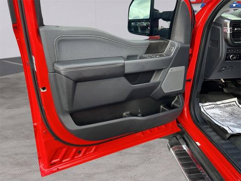 Used 2023 Ford F350 Lariat w/ Chrome Package image 16