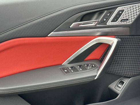 Used 2025 BMW X2 xDrive28i w/ Premium Package image 27