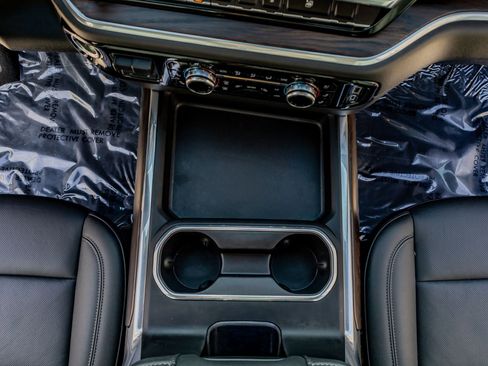 Used 2025 GMC Sierra 3500 SLT w/ Texas SLT Premium Package image 28