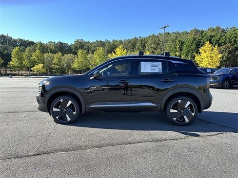 New 2026 Nissan Kicks SR image 11