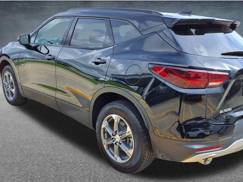 Used 2024 Chevrolet Blazer LT w/ LPO, Floor Liner Package FWD image 4