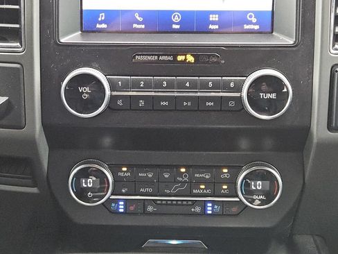 Used 2021 Ford Expedition XLT RWD image 18