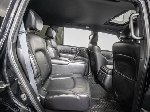Used 2022 Nissan Armada SL w/ Midnight Edition Package RWD image 12