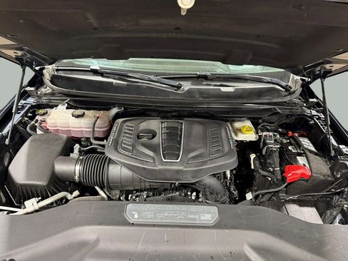 Used 2024 Jeep Grand Wagoneer L Series III image 33