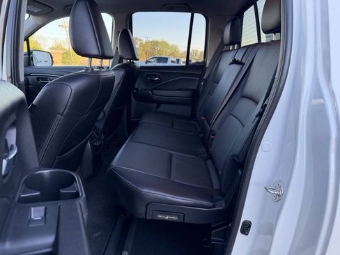 Used 2017 Honda Ridgeline RTL-E image 12