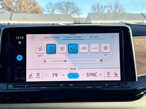 New 2025 Volkswagen Atlas SE image 45