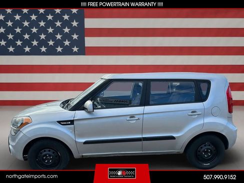 Used 2013 Kia Soul FWD image 8