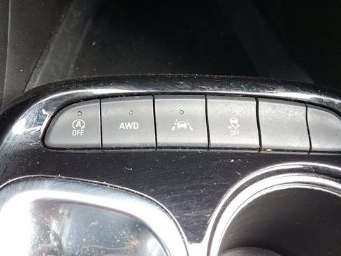 Used 2021 Buick Encore GX Select image 23