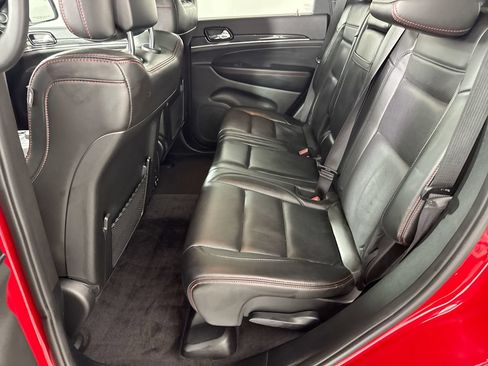 Used 2019 Jeep Grand Cherokee Trailhawk w/ Trailhawk Luxury Group AWD/4WD image 19