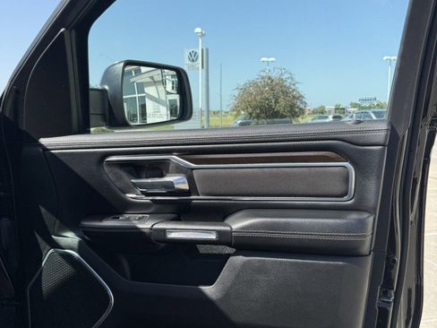 Used 2022 RAM 1500 Laramie image 28