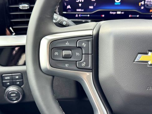 Used 2025 Chevrolet Silverado 3500 LTZ w/ LTZ Convenience Package image 26