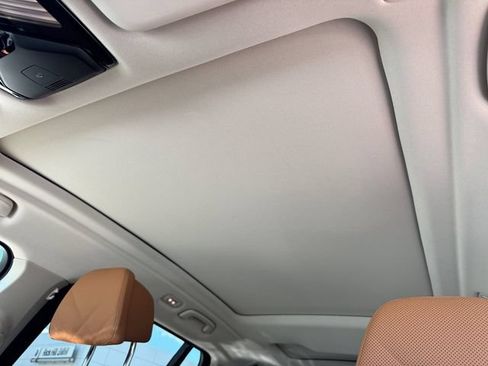 Certified 2025 BMW X7 xDrive40i AWD/4WD image 24