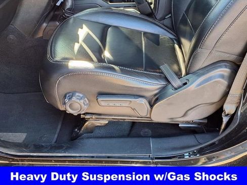 Used 2020 Jeep Wrangler Unlimited Sahara image 20