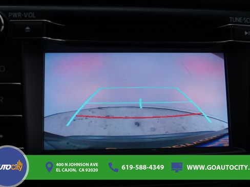 Used 2016 Toyota RAV4 LE FWD image 11