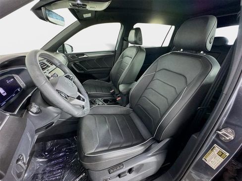 Used 2024 Volkswagen Tiguan SEL R-Line AWD/4WD image 12