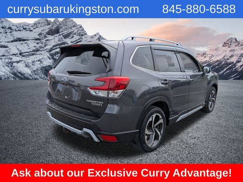 Used 2023 Subaru Forester Touring AWD/4WD image 3