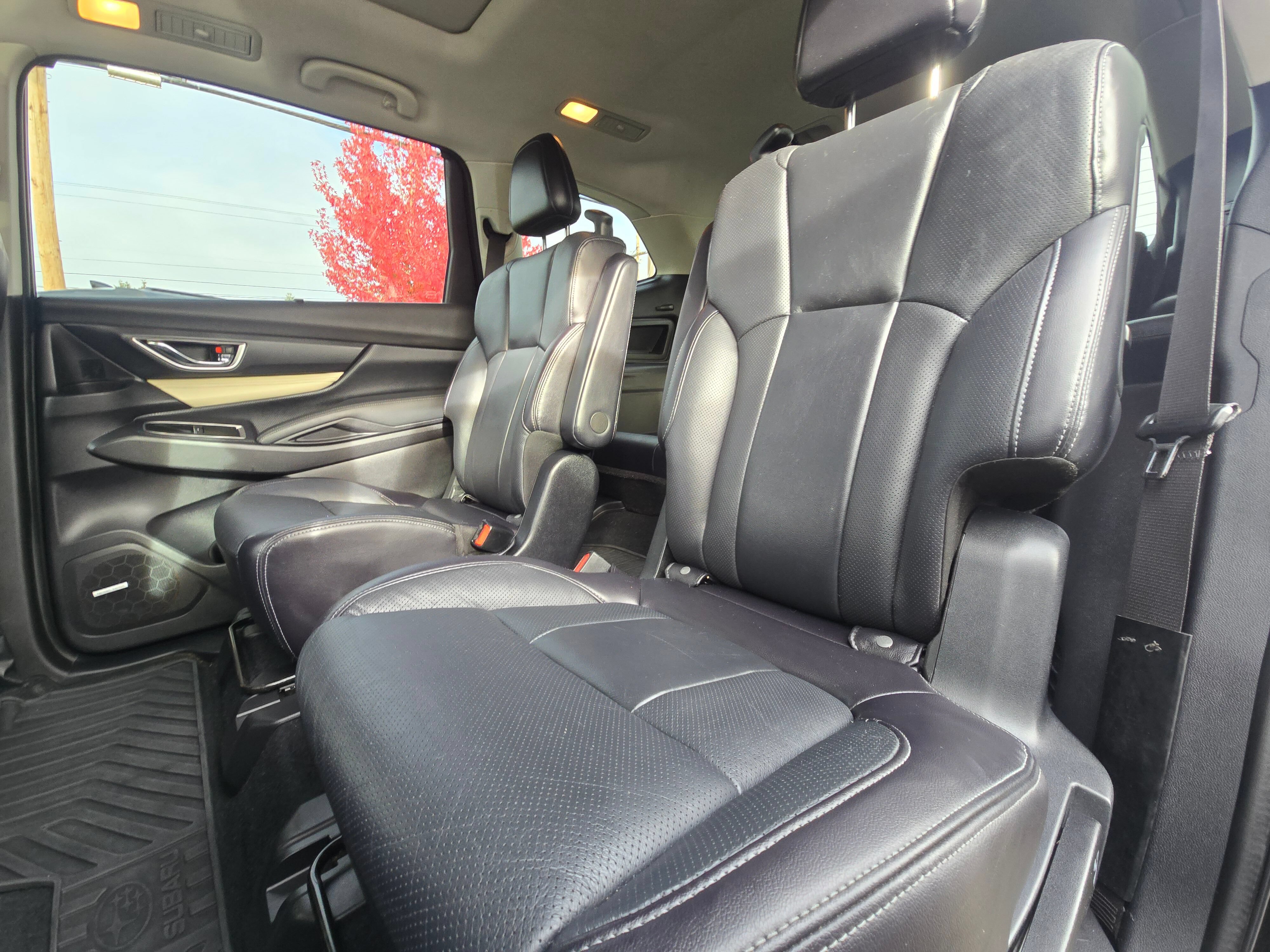 Used 2019 Subaru Ascent Limited AWD/4WD image 17