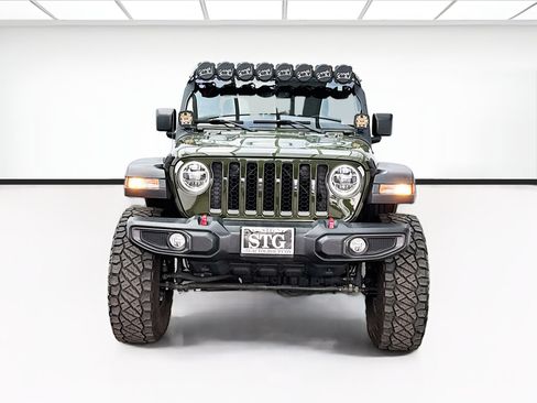 Used 2022 Jeep Gladiator Rubicon AWD/4WD image 2