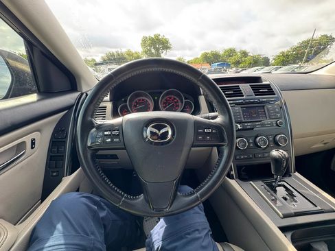 Used 2011 MAZDA CX-9 Touring w/ Moonroof & Bose Audio Pkg FWD image 22