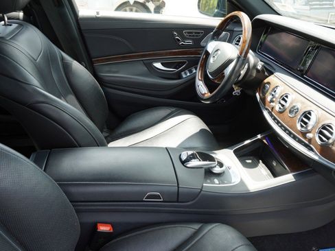 Used 2015 Mercedes-Benz S 550 Sedan image 9