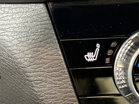 Used 2023 Mitsubishi Outlander SEL image 18