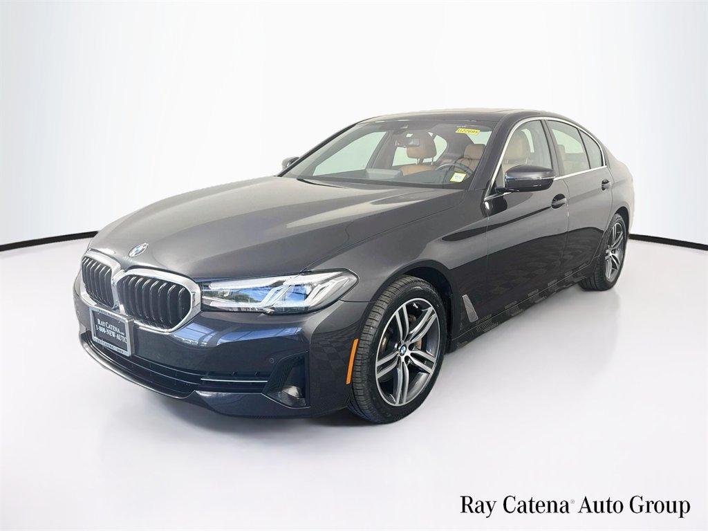 Used 2023 BMW 530i xDrive w/ Premium Package AWD/4WD image 3