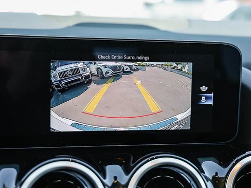 Certified 2022 Mercedes-Benz GLA 250 image 23