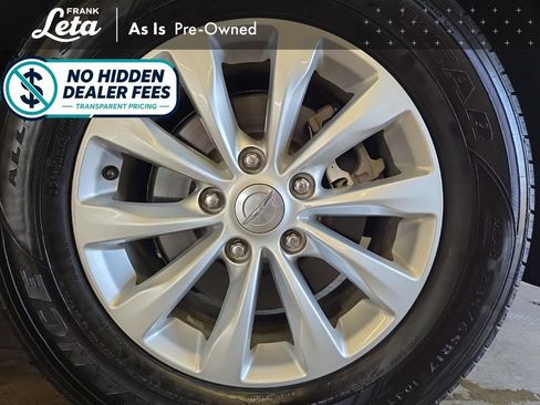 Used 2018 Chrysler Pacifica Touring-L FWD image 14