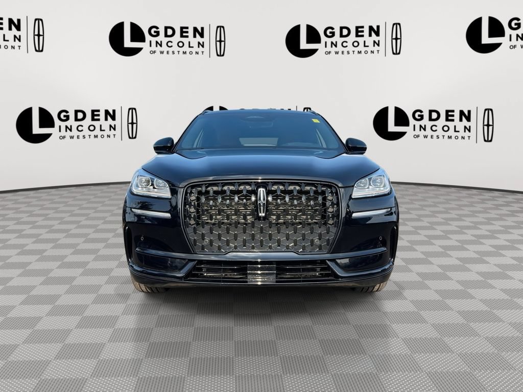 Used 2025 Lincoln Corsair Grand Touring w/ Equipment Group 302A AWD/4WD image 3