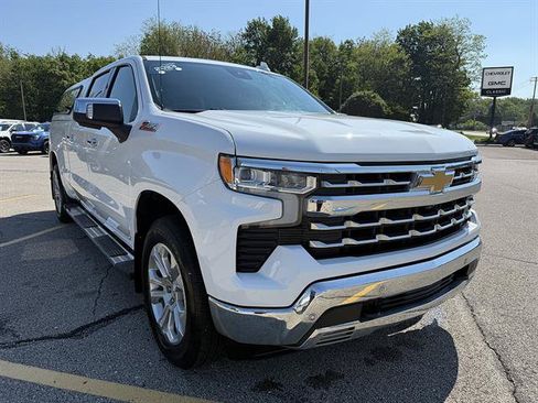 Certified 2023 Chevrolet Silverado 1500 LTZ AWD/4WD image 9