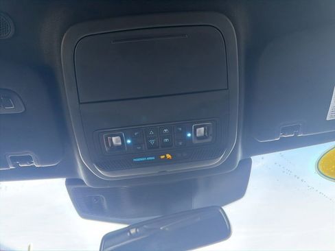 Used 2023 Ford Explorer Platinum w/ Technology Package image 25