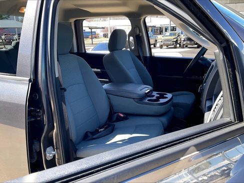 Used 2019 RAM 1500 Express w/ Express Value Package image 8