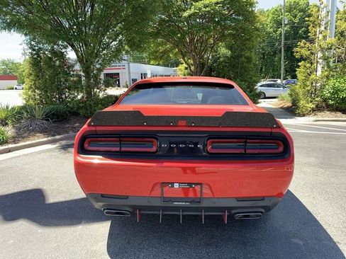 Used 2019 Dodge Challenger R/T RWD image 7