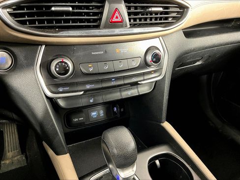 Used 2019 Hyundai Santa Fe SEL FWD image 15
