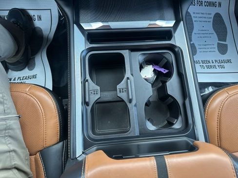 Used 2024 Ford F350 Platinum image 21